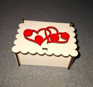 Houten doosje met harten